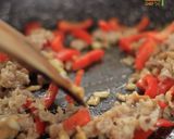 A picture of step 3 of Stir-Fry Beef with Broccoli in Oyster Sauce.