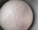 Foto langkah ke 5 dari resep Garlic Butter Naan.