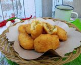 Foto langkah ke 5 dari resep Combro Crunchy Isi Tempe Sambel Kencur.