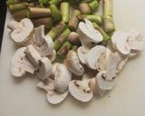 Foto del paso 1 de la receta: Merluza con calamar al horno fit