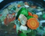 Foto langkah ke 6 dari resep Sup Sea Food Sayuran.