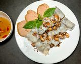 Hình bước làm 7 của món Bánh Cuốn Chả (Làm Bằng Bánh Uớt Mua Sẵn)