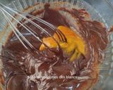 Une image de l'étape 3 de Mousse au chocolat.