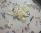 A picture of step 4 of Italian creamy chicken.