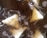 A picture of step 3 of ONE BITE CHICKEN SAMOSAS😘.