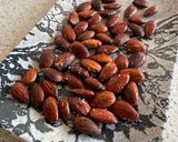 Foto del paso 4 de la receta: Almendras fritas