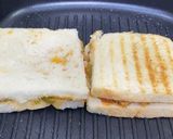 A picture of step 11 of Chicken Cheese Fajita Sandwich.
