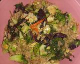 Foto langkah ke 6 dari resep Nasi tiwul goreng udang sayuran.