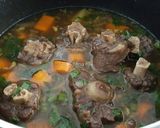 Foto langkah ke 2 dari resep Sup Buntut Sapi.