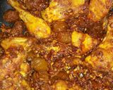 عکس مرحله 1 از دستور خورشت مرغ با رب انار و ناردون