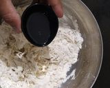 पिझ्झा विथ व्हाईट & रेड सॉस विदाऊट ओवन (no oven pizza recipe in marathi) रेसिपी स्टेप 1 फोटो