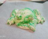 A picture of step 4 of Froggy Bread.