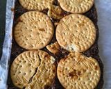 A picture of step 4 of Dates Biscuits Sandwich Bites - Sugarfree Healthy Munching.