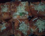 A picture of step 2 of Cheesy stuff buns.