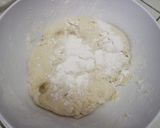 Foto langkah ke 2 dari resep 25. Dumpling Wrappers.