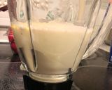 Hình bước làm 1 của món Bánh Crepe với hoa quả