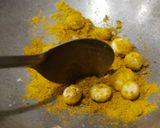 A picture of step 2 of Dhaniya Panjiri.