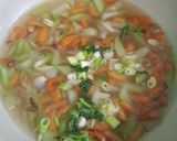 Foto langkah ke 5 dari resep Sayur Bening Wortel Dan Labusiam.