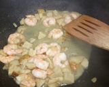 A picture of step 1 of Pasta mare e monti.
