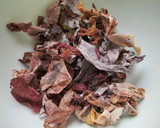 Foto del paso 3 de la receta: Ensalada de farfalle tricolor con setas, alga dulse y manzana