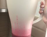 Áfonyás limonádé recept fázis 2 fotója