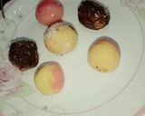 A picture of step 11 of Choco, coco, balls.