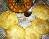 A picture of step 10 of Sattu kachori /chole.
