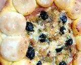 صورة لخطوة 8 من وصفة بيتزا 🍅🍕🧀🌶🍕🧀🌶🍕