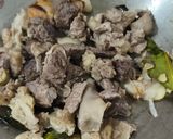 Foto langkah ke 3 dari resep Asam - Asam Tetelan Sapi dan Pepaya Muda.