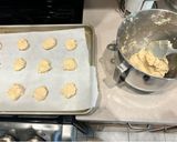 A picture of step 6 of Maple Shortbread Cookies.
