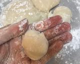 A picture of step 6 of Easy strawberry daifuku.
