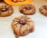 Une image de l'étape 6 de Cookies Araignées et Dentiers.