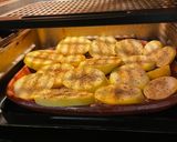 A picture of step 2 of Baked Yellow Squash.