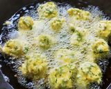 A picture of step 3 of Winter’s Crispy Delight – Methi Gota.