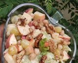 A picture of step 9 of Apple Waldorf Salad.