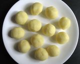A picture of step 4 of Fried Potato Mochi.