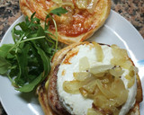 Foto del paso 4 de la receta: Hamburguesa de queso cabra, rúcula y cebolla