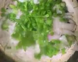 A picture of step 1 of Spring onion rice (easy and quick recipe).