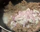 A picture of step 3 of Baked Cheesy Béchamel Pasta with mincemeat.