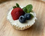 รูปขั้นตอนการทำที่ 5 ของ มินิชีสเค้กคีโต / Mini Cheese Cake Keto 🧁🍓🫐 ❌เตาอบ❌แป้ง❌น้ำตาล