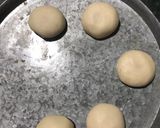 A picture of step 5 of Naan khatai.