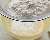 Φωτογραφία βήματος 5 της συνταγής Muffins με μπανάνα και σοκολάτα Αντώνης