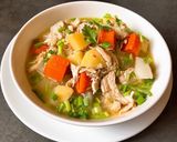 Hình bước làm 3 của món Súp Gà Hầm Rau Củ (Nấu Từ Nước Ninh Gà)