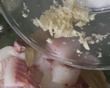 Foto del paso 4 de la receta: Cazón frito en adobo