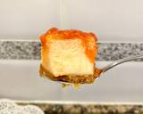 Foto del paso 17 de la receta Tarta de queso mascarpone y ricotta con almíbar de fresas