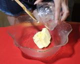 Foto del paso 1 de la receta: Muffins Velvet!!!🧁🧁🧁