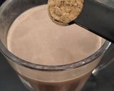 Gambar langkah 3 resipi Easy Hot Chocolate Marshmallow.