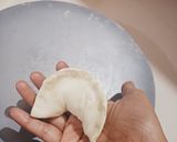 A picture of step 3 of Veg steamed Momos.