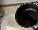 Foto del paso 2 de la receta: Coca de escalivada y sardinas en freidora de aire 🐟 🫑 🧅 🍆