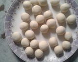 A picture of step 2 of Bread ke soft gulabjamun.